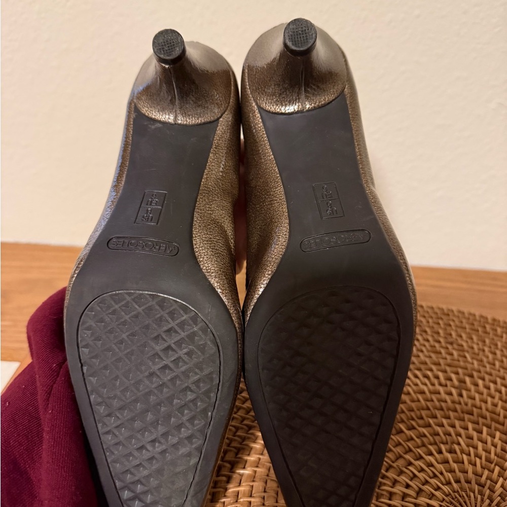 AEROSOLES‎ Cheerful Pumps Shimmering Brown Heels - Picture 7 of 8